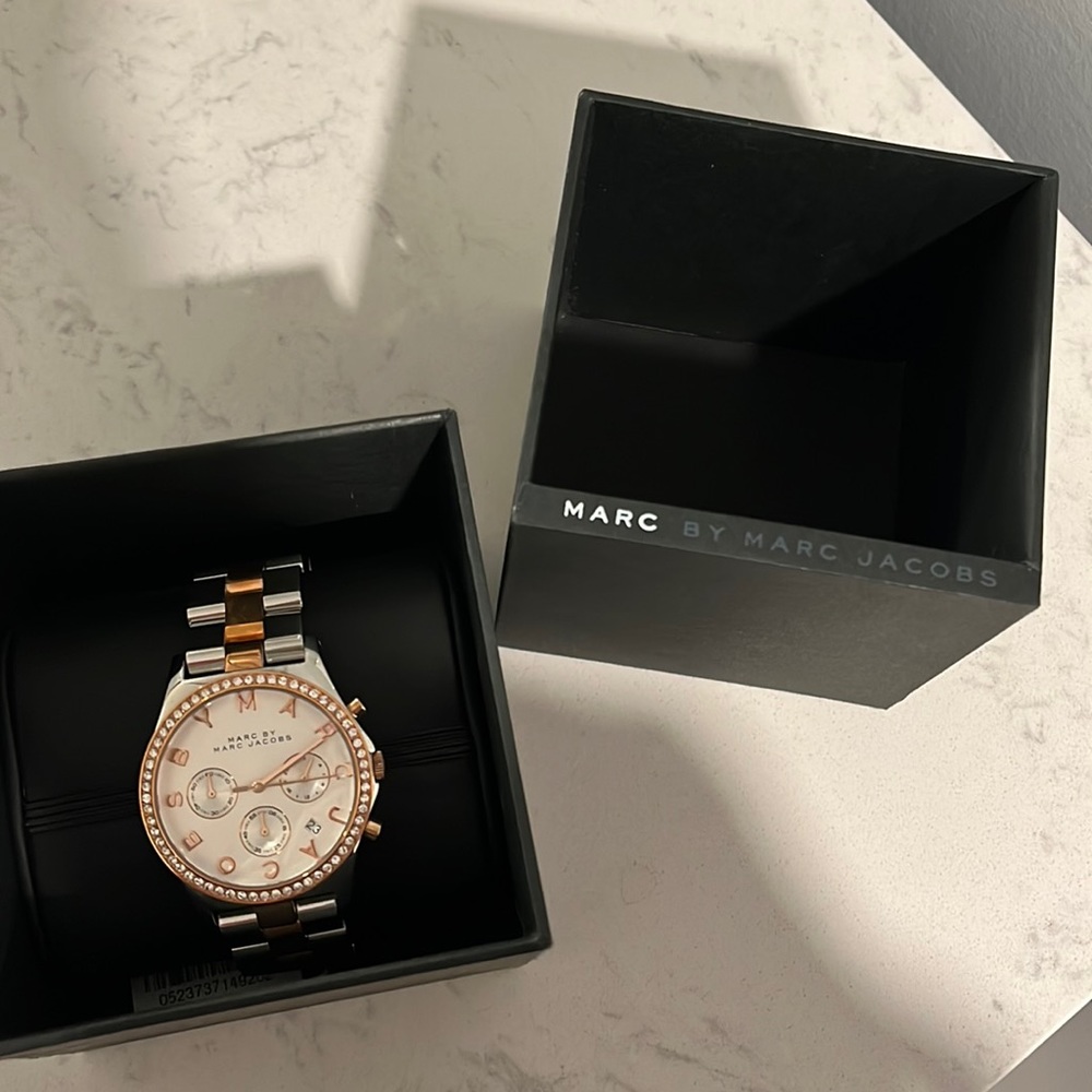 Marc by Marc Jacobs NWT/NIB Watch from Henry collection